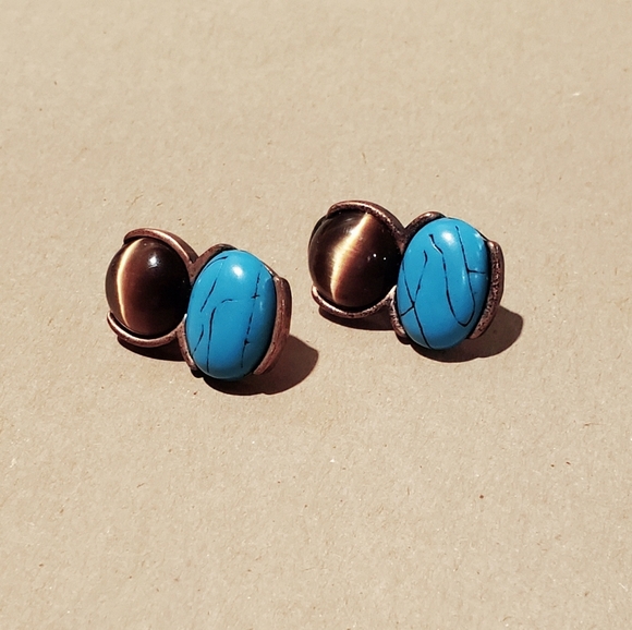 Accessories - Vintage Brass Clip on Earrings
